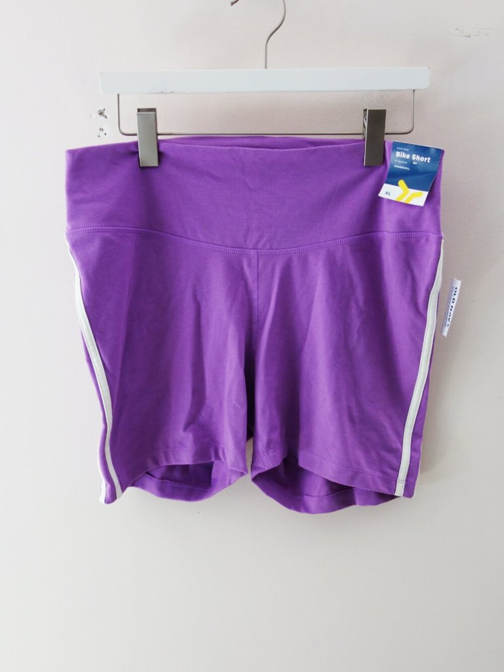 Old Navy High-Waisted PowerChill Biker Shorts -- 5-inch inseam Purple (XL) NWT